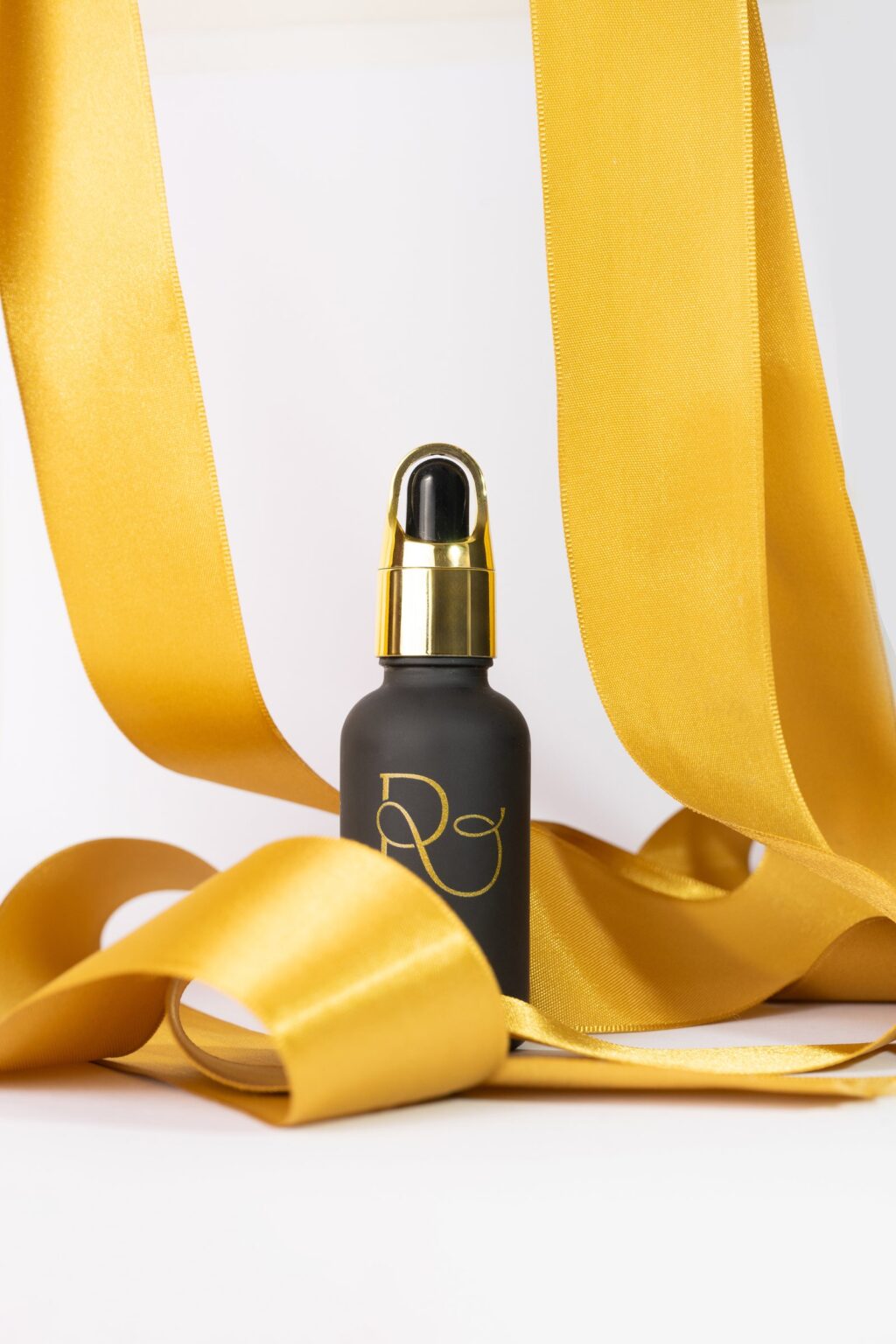 Sérum Noturno · Rossi Royale, Moda & campanhas, fotografia de Jhesley Xavier